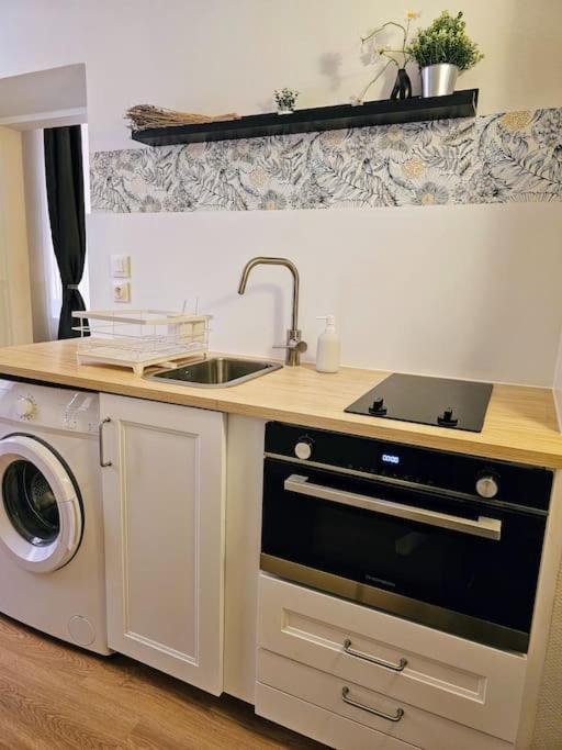 Oasis Parfumee 4 Couchages Au Coeur De Grasse Wifi Apartment ภายนอก รูปภาพ