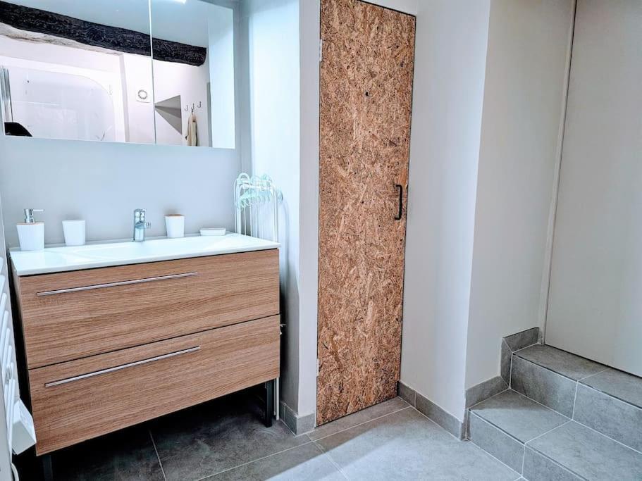 Oasis Parfumee 4 Couchages Au Coeur De Grasse Wifi Apartment ภายนอก รูปภาพ